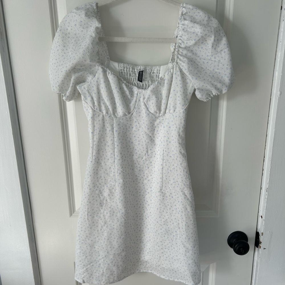 White Floral Puff Sleeve Mini Dress